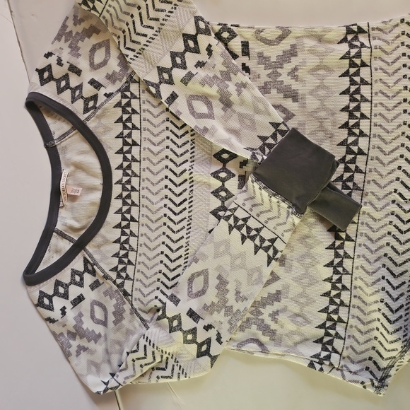 Victoria's Secret Pajama Set (S/S) - Picture 9 of 9